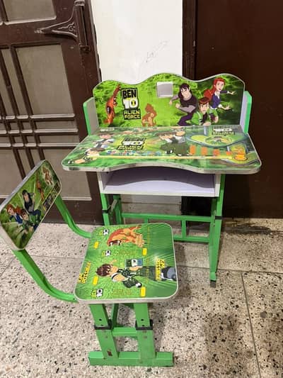 Kids study table chair