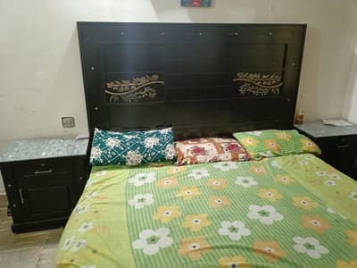 Bed set and dressing