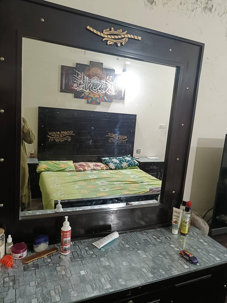 Bed set and dressing 3