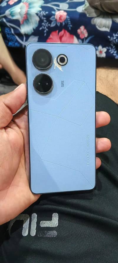Tecno CAMON 20