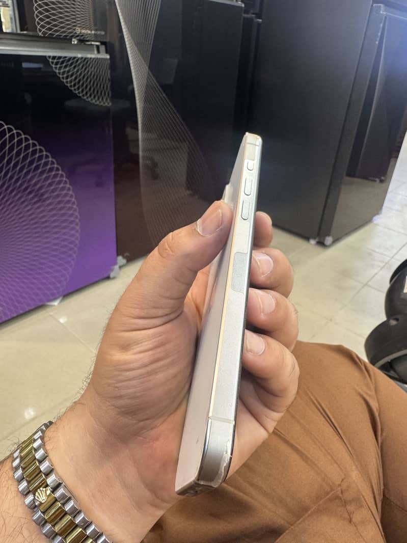 Iphone 15 pro max 5
