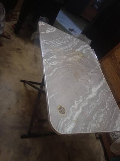 table and chairs