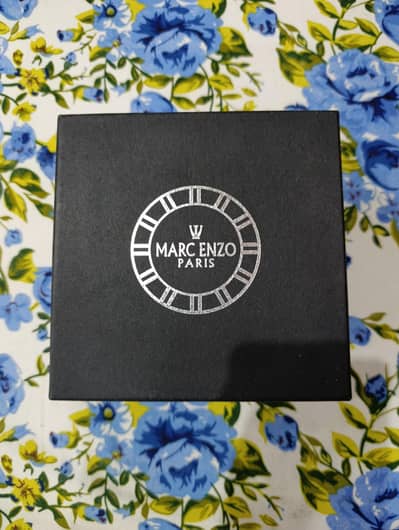 Original Marc Enzo Paris Silver Chain Watch - Excellent Condition.
