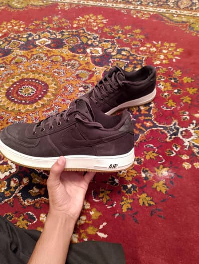 SIZE IS: 42.5