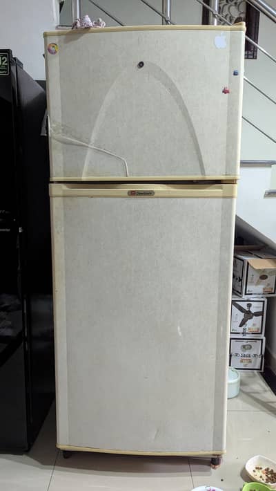 dawlance refrigerator