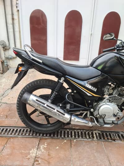 Black YBR 125 total Genuine 1st owner