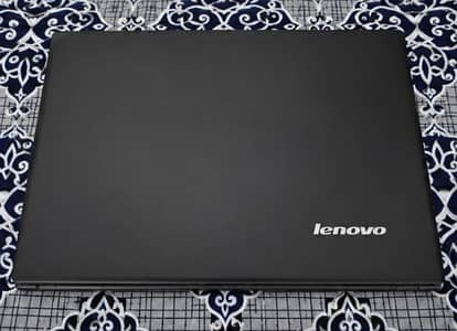 Lenovo E50-80 generation I-5 5th completely with charging with bag