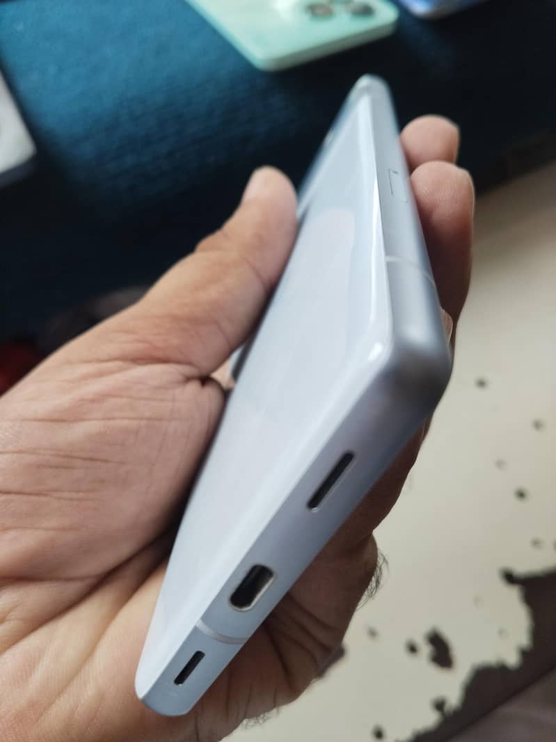 Google Pixel 7 3