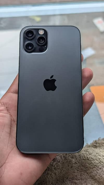 Apple iPhone 12 Pro