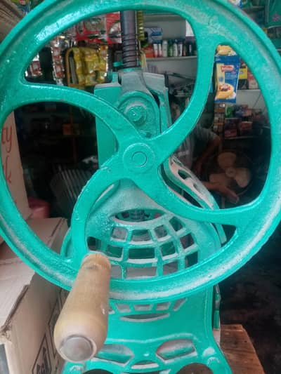 gola masheen. . 03016917172
