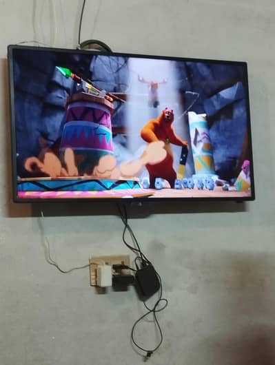 42 inch simple LCD our Xiaomi Ka Android box S generation for sale ha