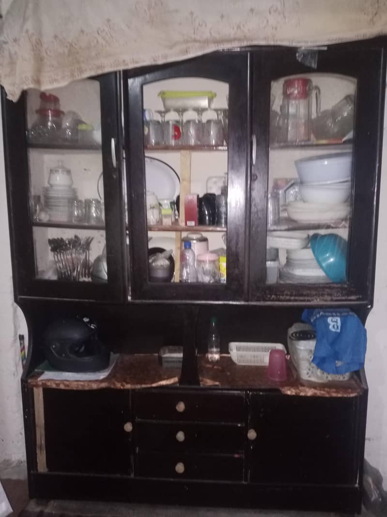 second had showcases 1