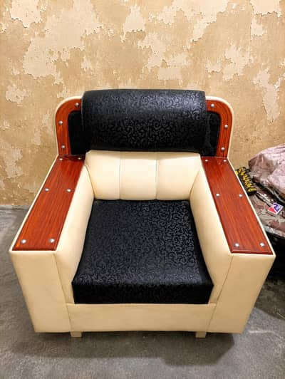 Luxury 5 Seaters Sofa Set