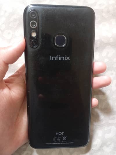 infinix hot 8 4+64 pta official approved. only phone.