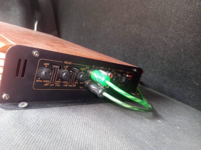 ORIGINAL MOSTLY SUPER AMPLIFIER 2