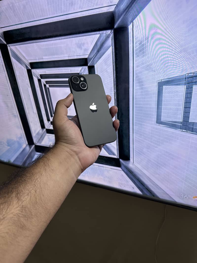 iPhone 15 0