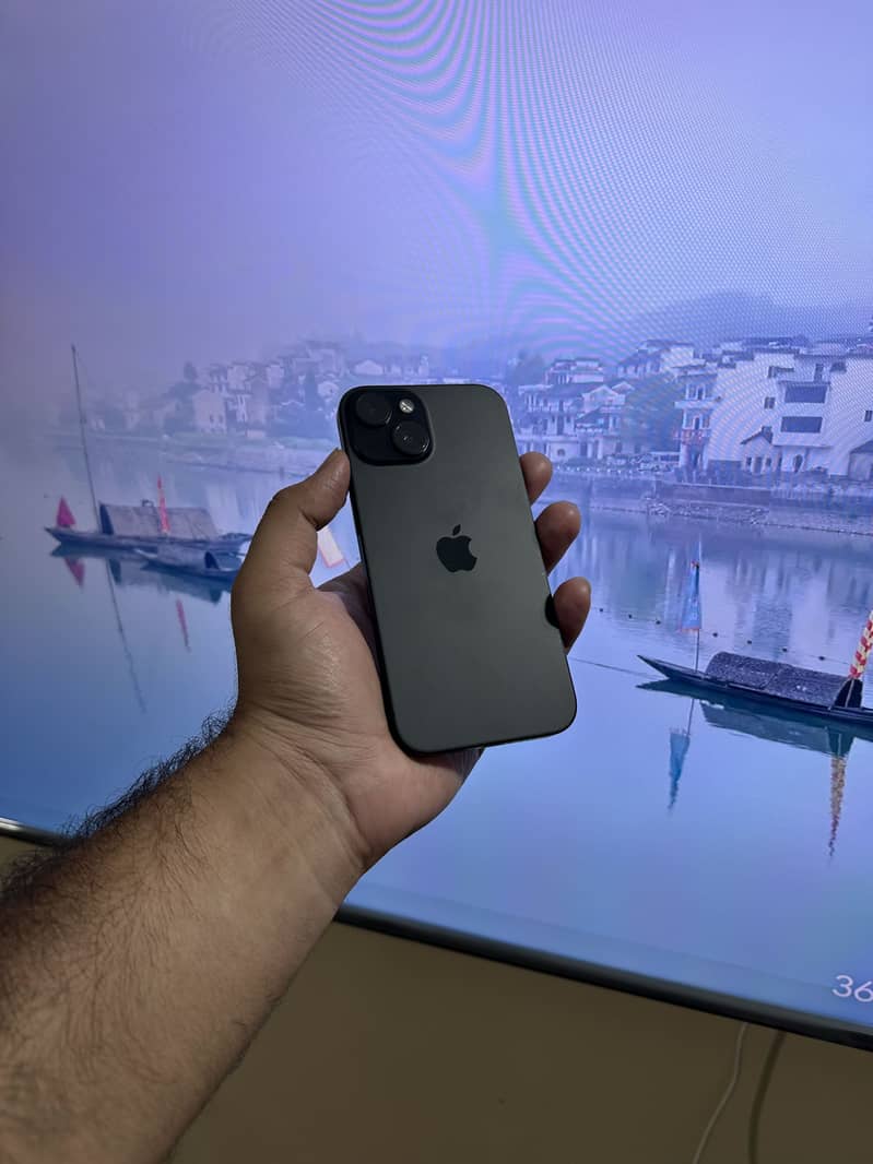 iPhone 15 1