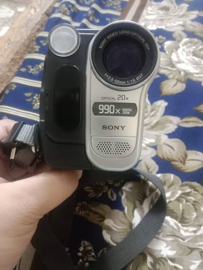 Sony hanycam