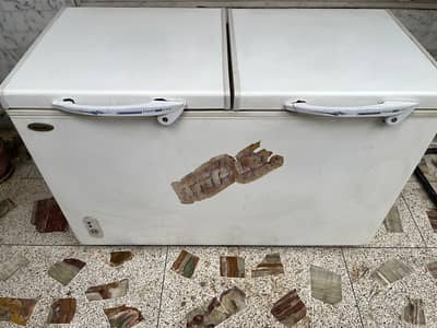 Waves Freezer
