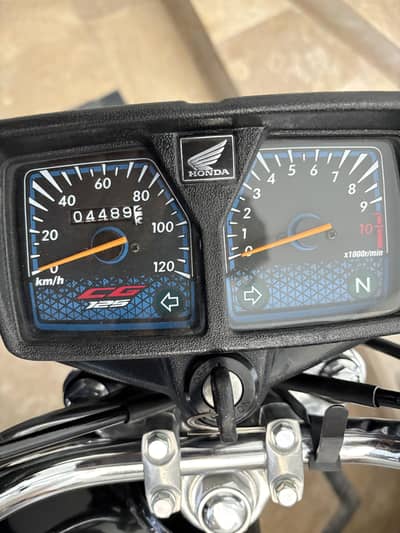 Brand new bike open letter black colour