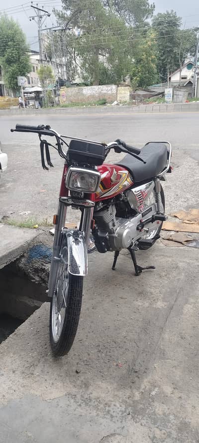 CG125