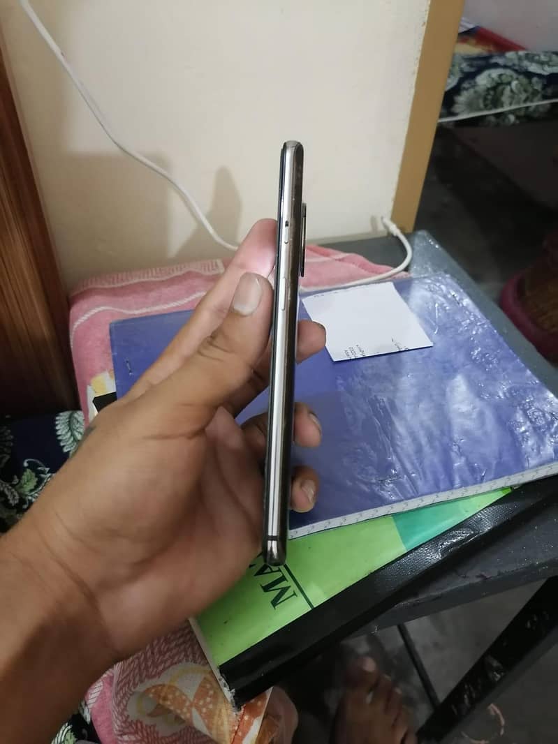 One Plus 7T 3