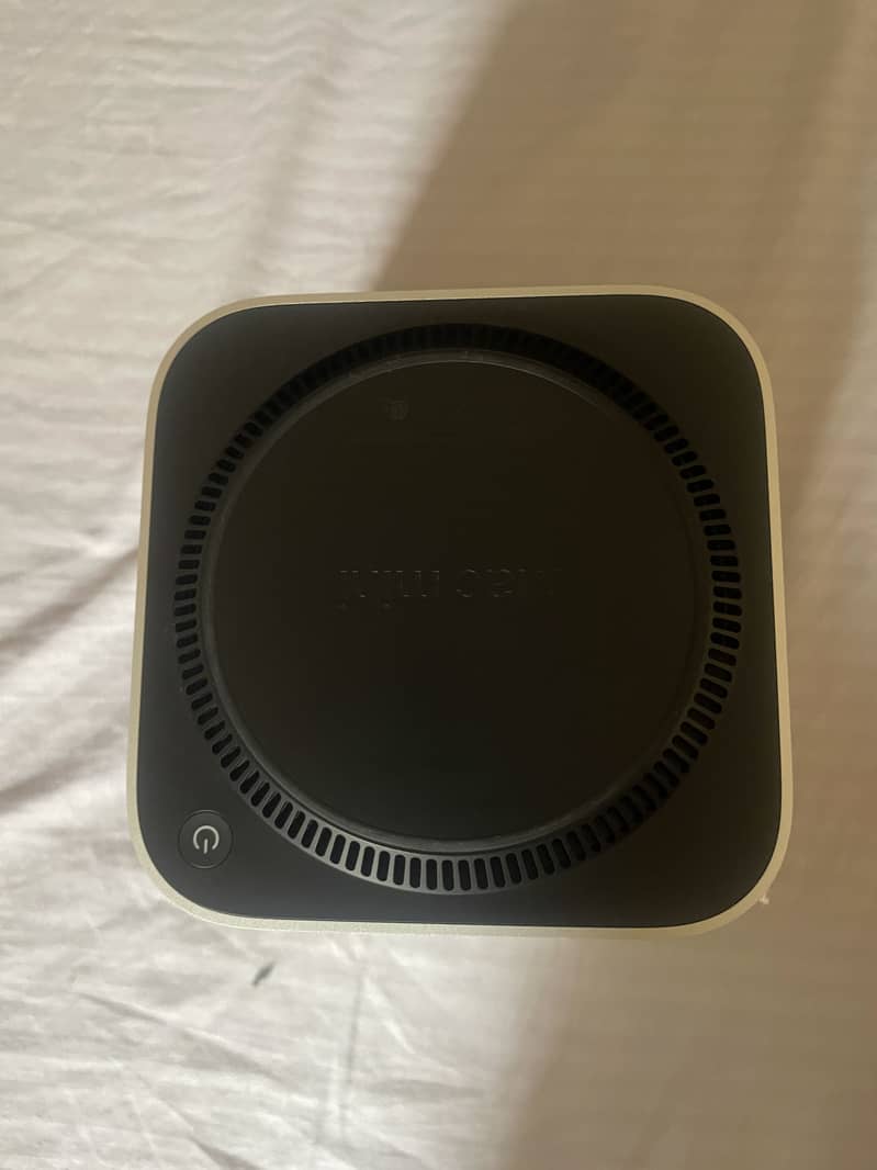 Apple Mac Mini M4 complete box 2