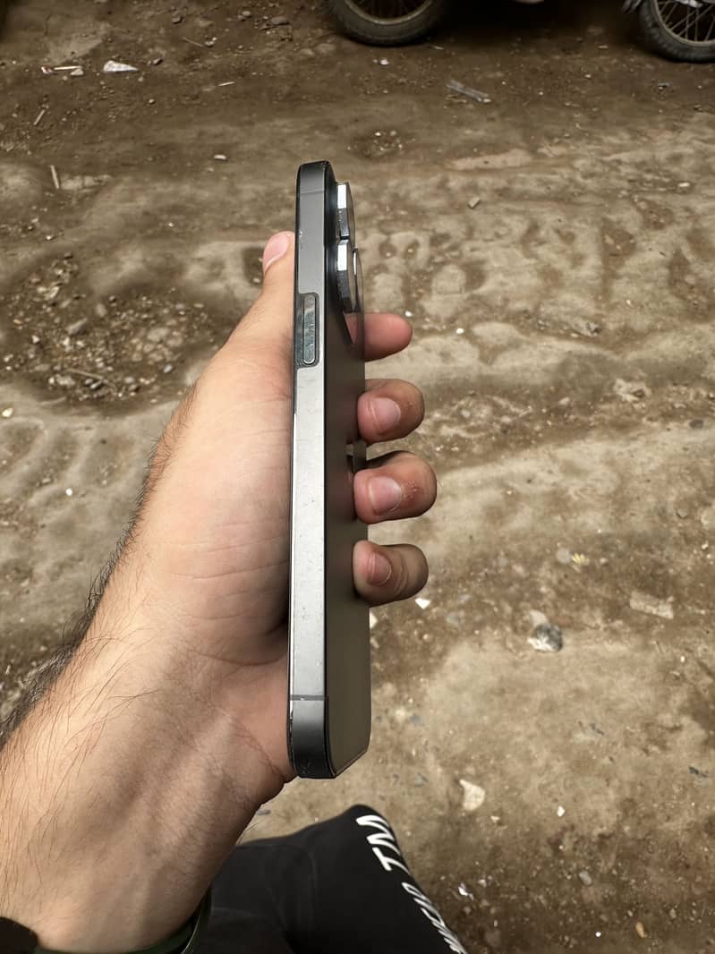 13 pro 2