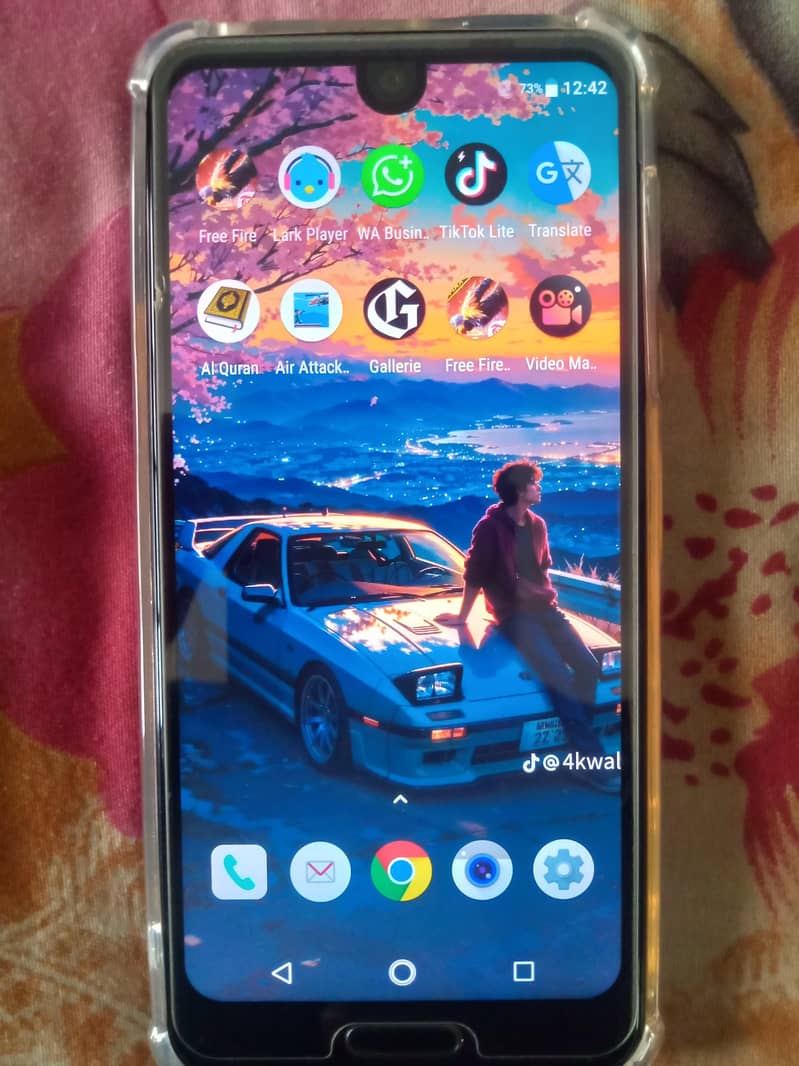 Sharp Aquos R2 1