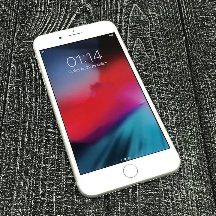 Apple iPhone 7 Plus 2