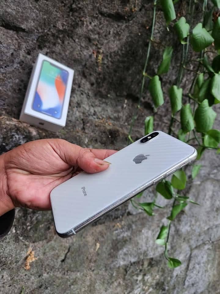 Apple iPhone X 1