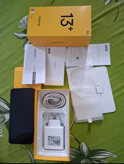 Realme 13 Plus
