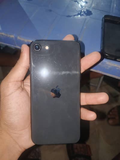 Apple iPhone SE