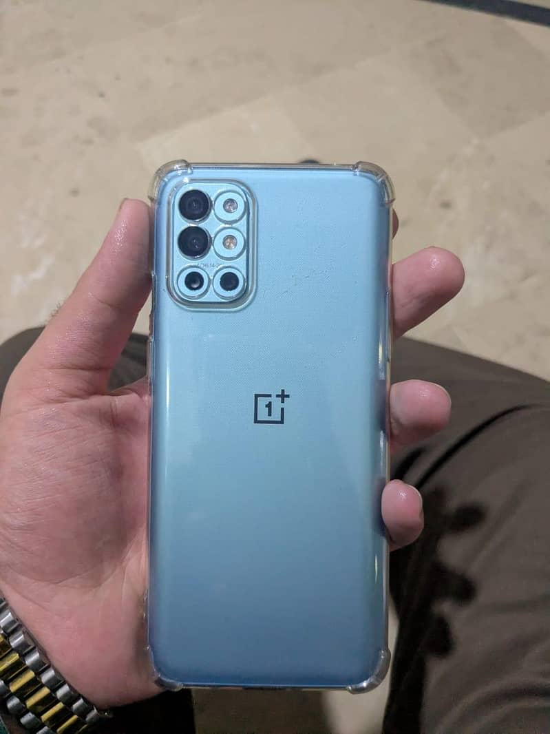 One Plus 9R 0