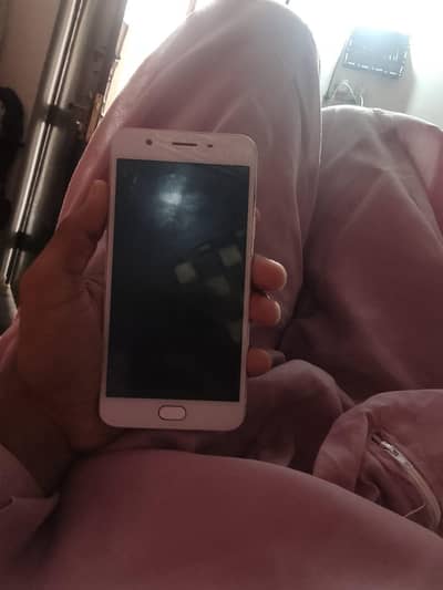OPPO F1