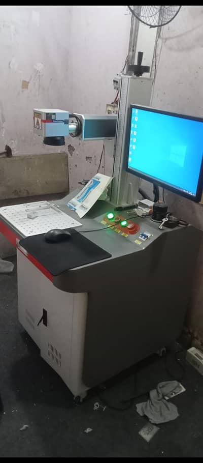 Fiber Laser Marking / Engraving Machine 30W