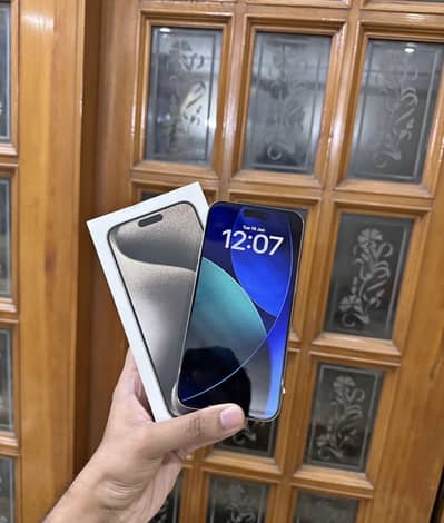 Apple iPhone 15 Pro Max