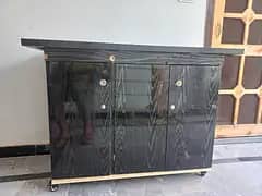 Iron Table 0