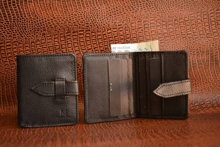 Original Leather Slim wallets in reasonable prices