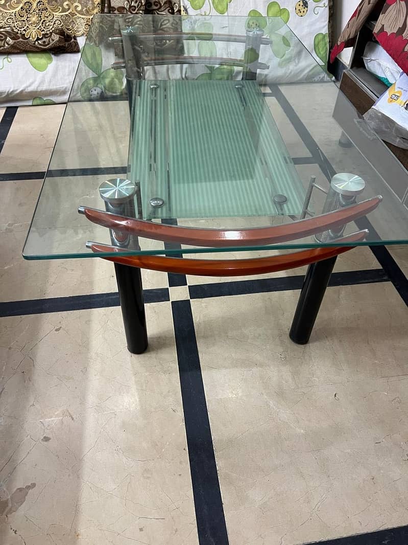 Center table 0
