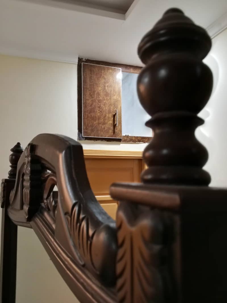 Dressing Table 0