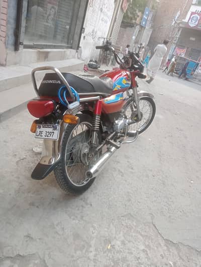 Pak hero bike. . 03244736065