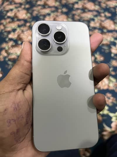 Apple iPhone 15 Pro