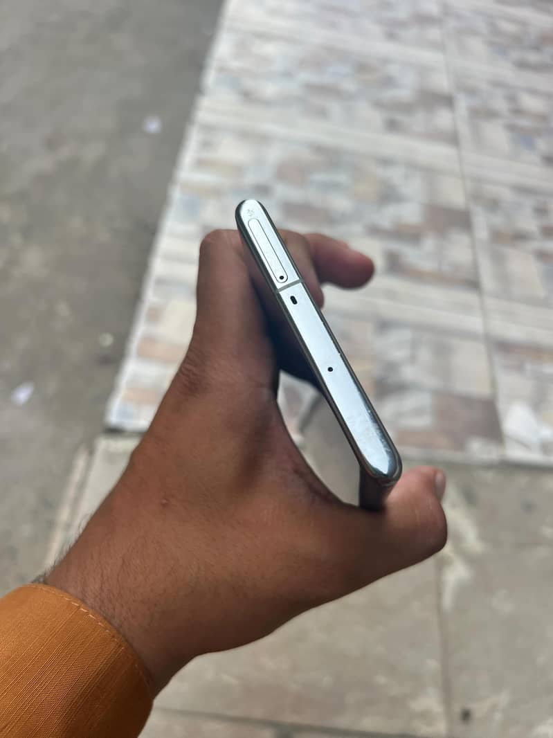 Samsung Mobile Note 10 Plus 4