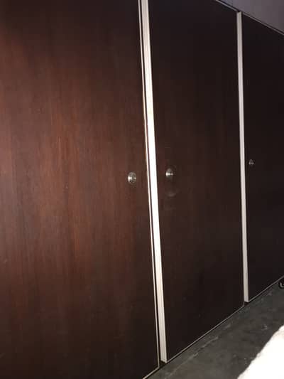 Locker Almari