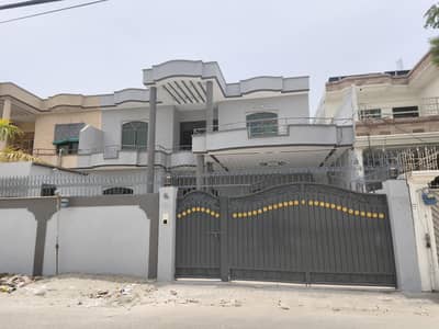 10 Marla Fully Renovated House For Sale Near Sabzazar metro Station.