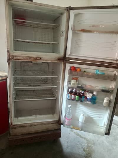 Dawlance fridge compressor khrab Hy