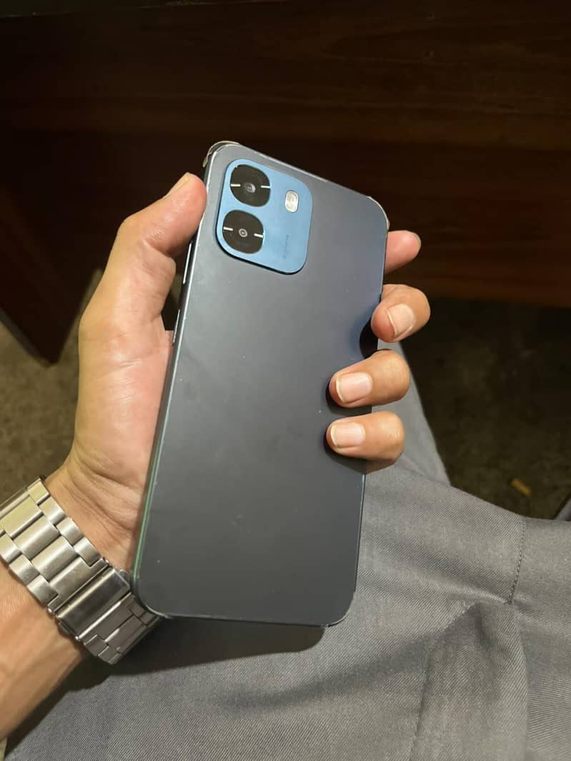 OPPO A6 1