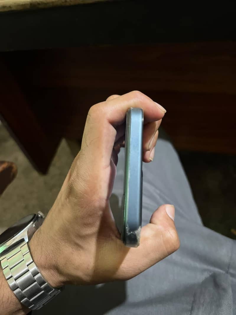 OPPO A6 4