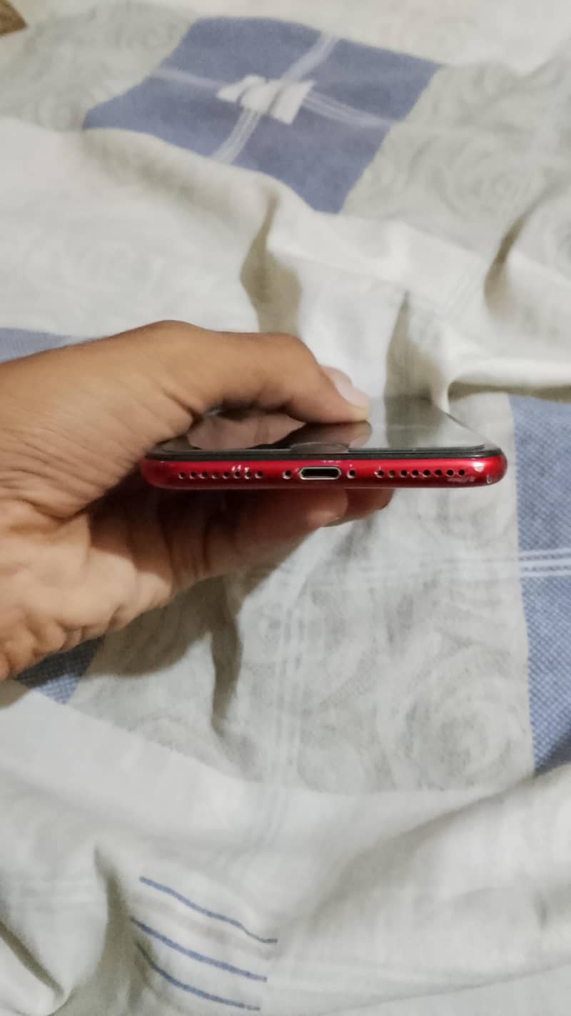 Apple iPhone 7 Plus 2